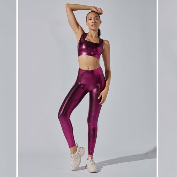 Heroine Sport Other - Heroine Sport Metallic Rose Pink Cycling Bra & Marvel Legging Set S